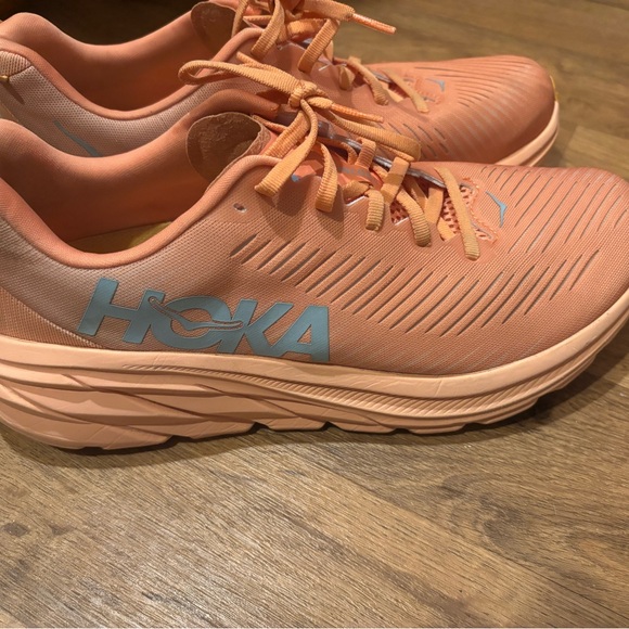 Hoka Rincon 3 Running Shoes in Shell Coral / Peach Parfait - Picture 2 of 7